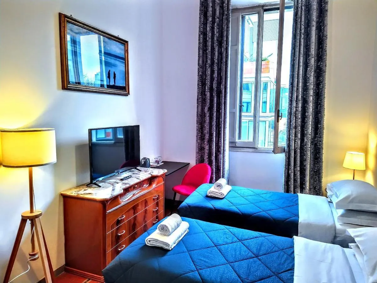 ** Gasthuis Nik Rooms Rome Italië